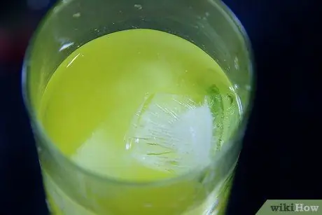 Сделайте водочный мохито Шаг 3