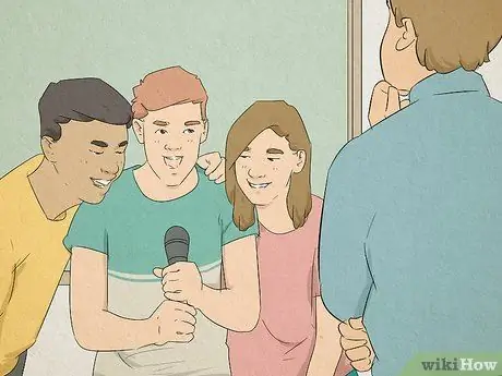 Отметьте свой выпуск из средней школы Шаг 6