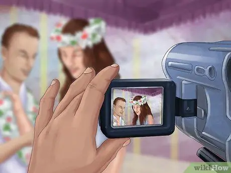 Отпразднуйте королевскую свадьбу Шаг 01