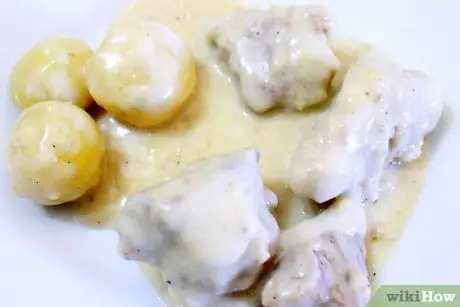 Приготовить крем из грибных кубиков Intro