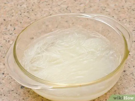 Сделайте Pancit Шаг 1 Сделайте Pancit Шаг 1