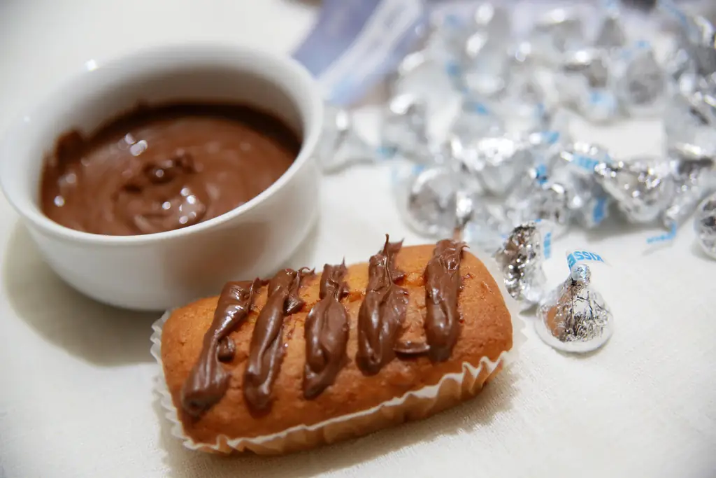 Как растопить поцелуи Херши (с иллюстрациями)