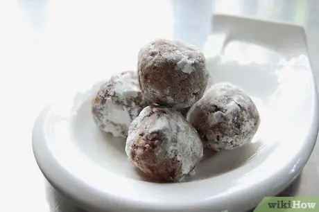 Сделать шоколадные шарики Шаг 8