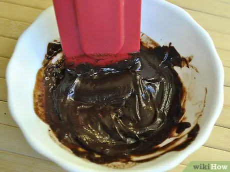 Растопить шоколад с жидкостью Шаг 8