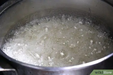 Приготовить леденцы на палочке из жженого сахара Шаг 4