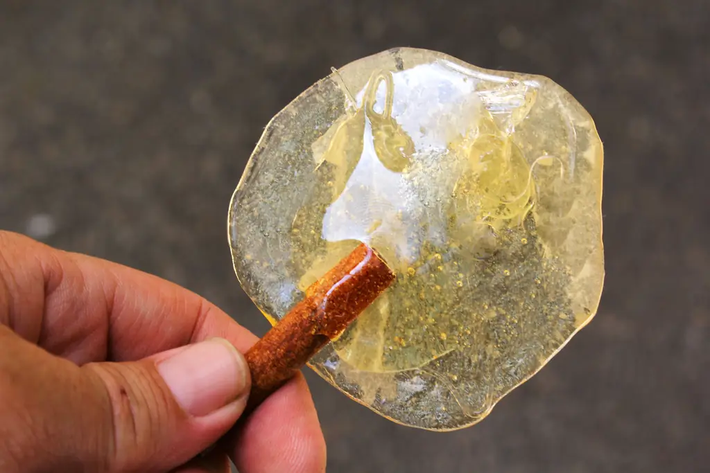 Как приготовить обожженные леденцы на палочке: 14 шагов (с иллюстрациями)