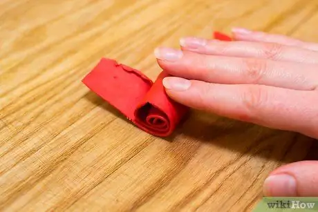 Делаем розы из помады Шаг 4