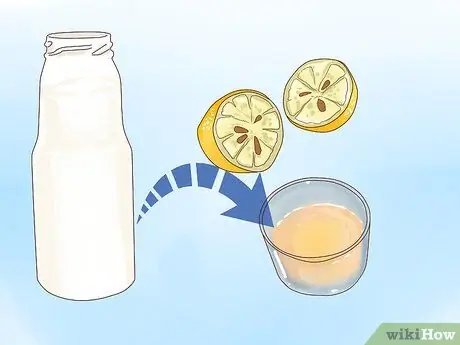 Используйте кислое молоко для корма для кур, шаг 1