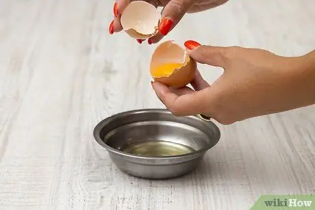 Сделайте зеленые яйца и ветчину Шаг 1