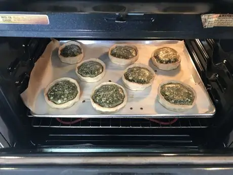 Испечь яйцо