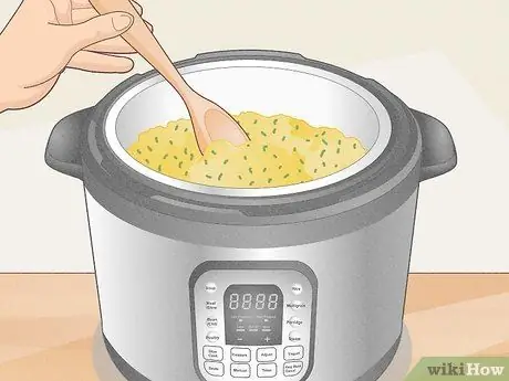 Держите яйца в тепле на шведском столе Шаг 1