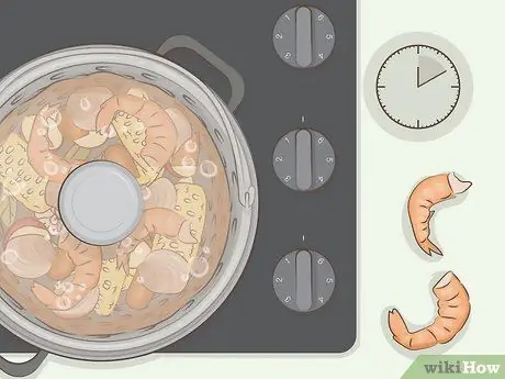 Варить морепродукты шаг 7