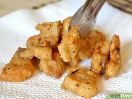 Приготовьте рыбу для рыбных тако Шаг 10