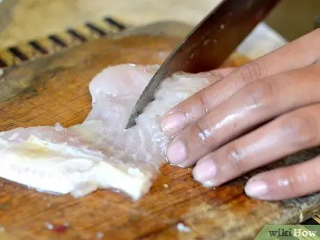 Приготовьте рыбу для рыбных тако Шаг 3