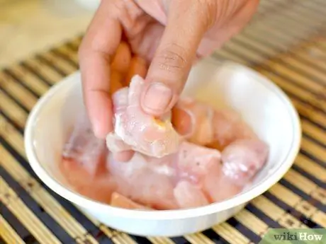 Приготовьте рыбу для рыбных тако Шаг 4