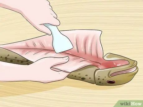 Очистите форель Шаг 5