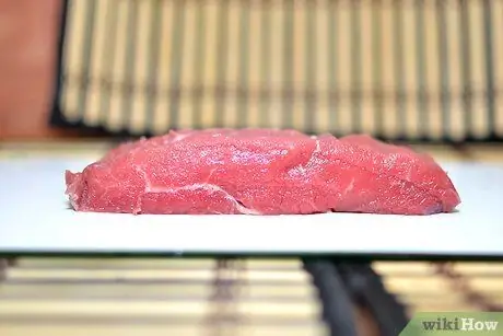 Измельчите мясо до желаемой толщины Шаг 6