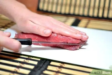 Измельчите мясо до желаемой толщины Шаг 8