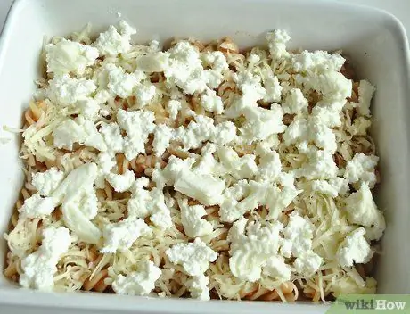 Приготовление макаронной выпечки Шаг 4