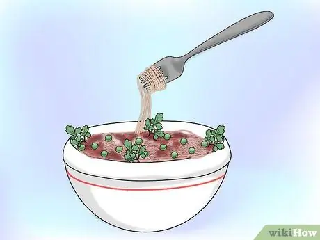 Приготовить лапшу Магги с овощами Шаг 8