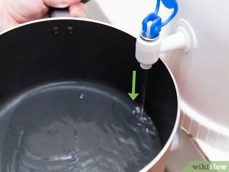 Приготовить сырную пасту, шаг 1