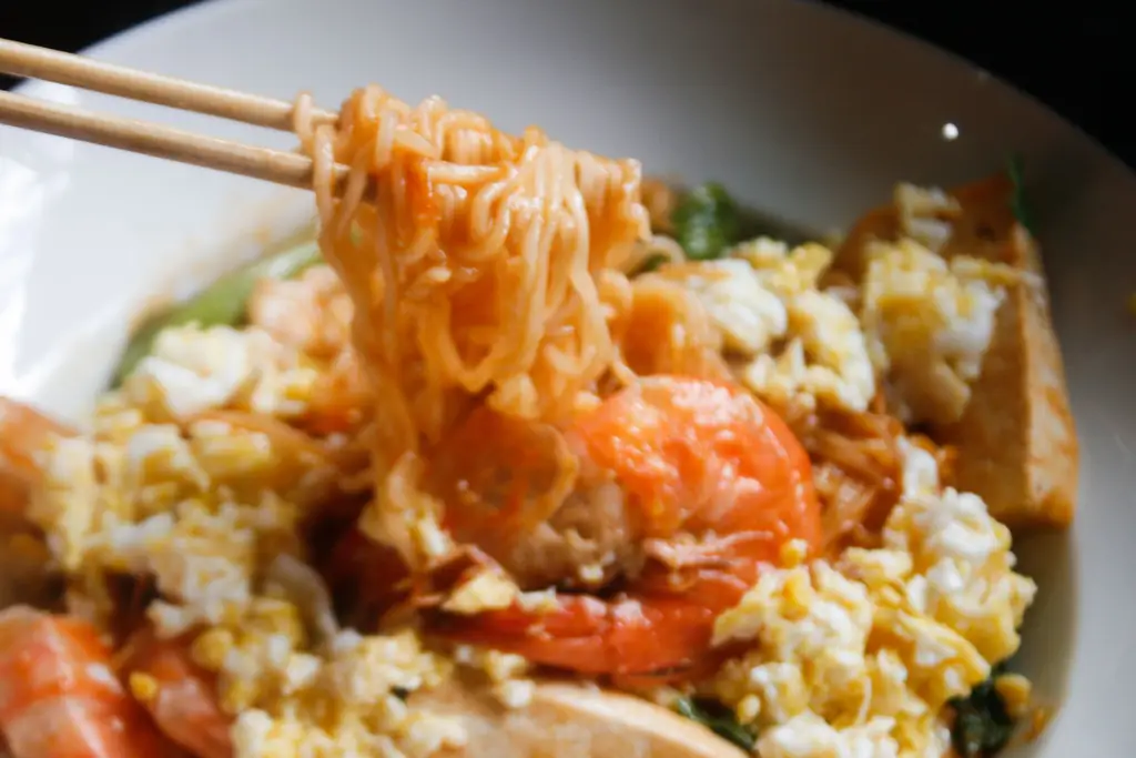 Как приготовить жареную лапшу магги (малазийский стиль мамак): 11 шагов