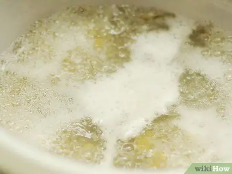 Сделайте лучшую домашнюю пасту с тунцом Шаг 6