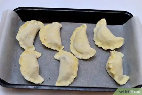 Сделайте мини-стромболи, шаг 4