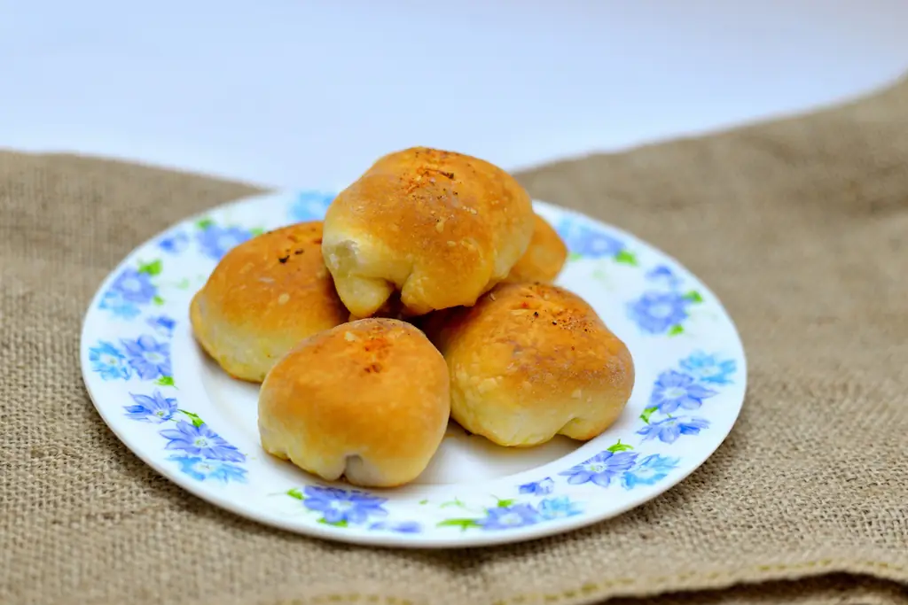 Как сделать мини-стромболи: 12 шагов (с рисунками)