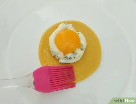 Приготовить яичные равиоли Шаг 9