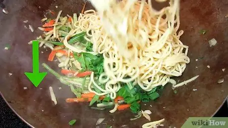 Сделай Ло Мейн Шаг 9