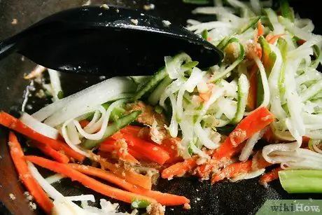 Приготовьте тайские зудлы для пэдов, шаг 14