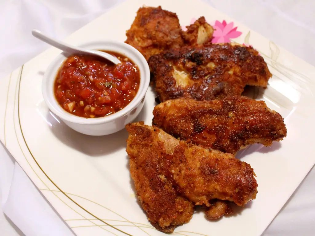 Как приготовить жареную курицу в медленном огне: 11 шагов (с иллюстрациями)