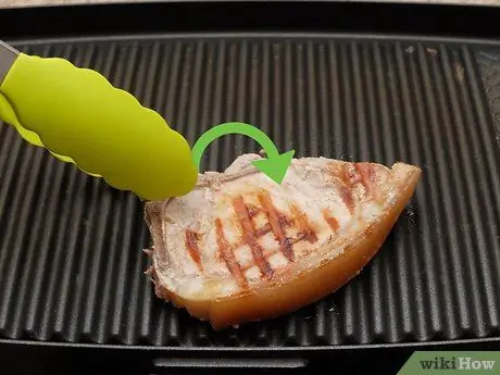 Приготовьте копченые свиные отбивные, шаг 9