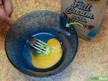 Приготовьте свиные отбивные в панировке, шаг 2