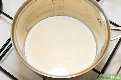 Приготовьте сахарный топпинг для крем-брюле Шаг 3