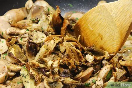 Приготовить ризотто с грибами Шаг 6