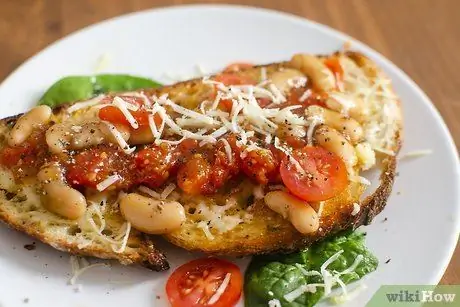 Приготовьте блюда из консервированной фасоли, шаг 1