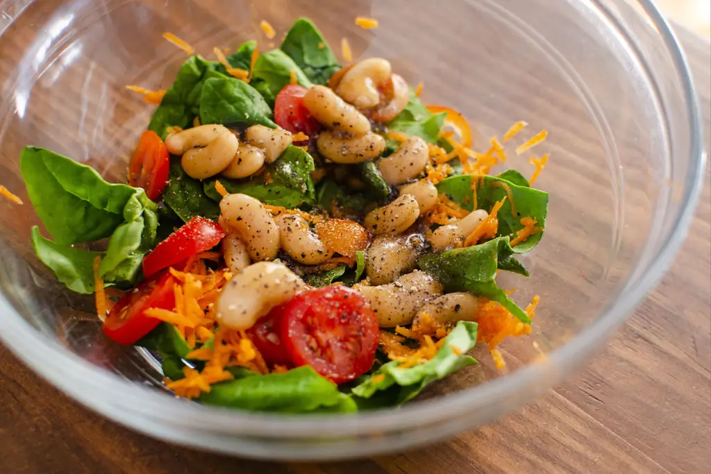 Как приготовить вкусные блюда из консервированной фасоли