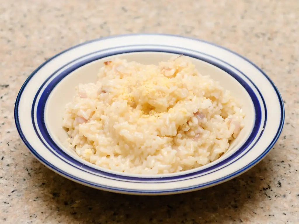 Как приготовить сыр с рисом (с иллюстрациями)