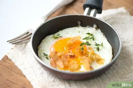 Сделайте фальшивый бекон из кокоса Шаг 10