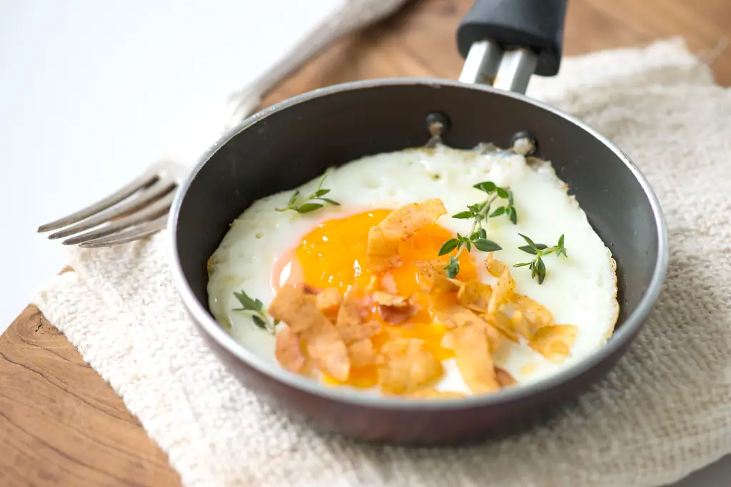 Как сделать фальшивый бекон из кокоса: 10 шагов (с иллюстрациями)