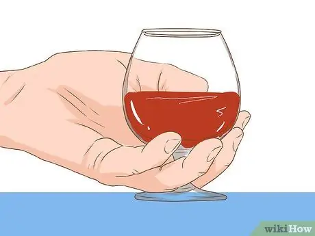 Пить коньяк Шаг 3