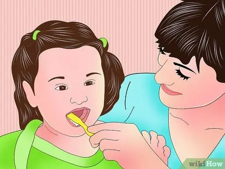 Успокойте ребенка при прорезывании зубов Шаг 10