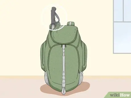 Соберите треккинговую палку, шаг 2