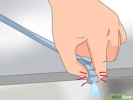 Очистите мочевой пузырь для гидратации Шаг 8