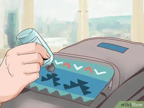 Наденьте рюкзак. Шаг 4