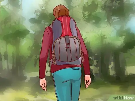 Наденьте рюкзак. Шаг 8