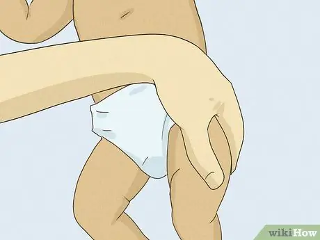 Сделайте новорожденному внутримышечную инъекцию, шаг 7