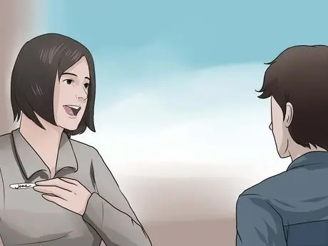 Приветствовать